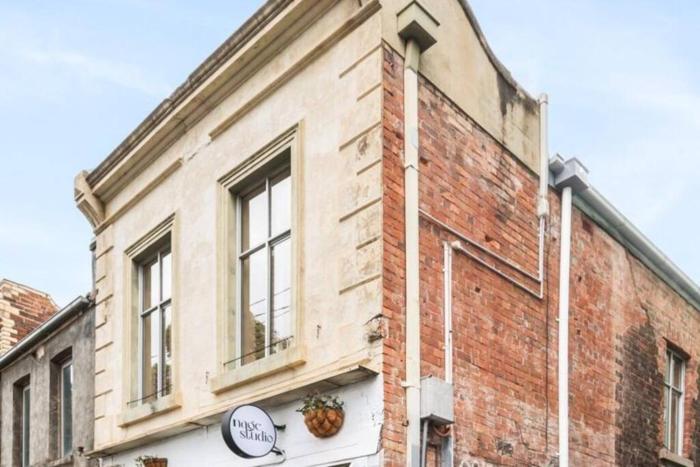 Central Chic & Cool Carlton Apartment on Elgin St