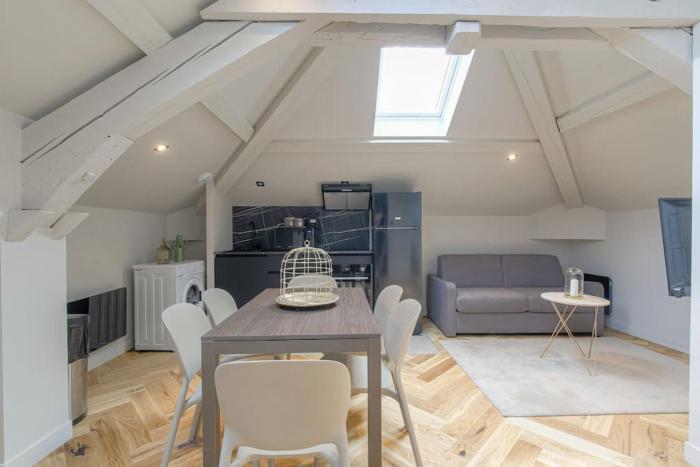 Bel appartement T3, bien équipé, Ecully