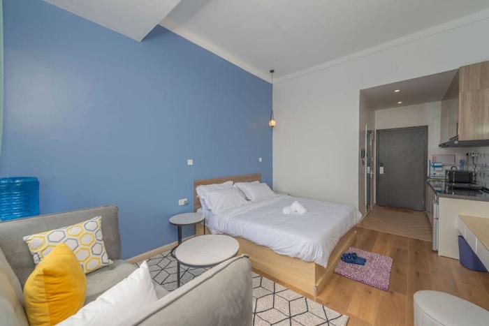 Beautiful Studio on 2nd Floor