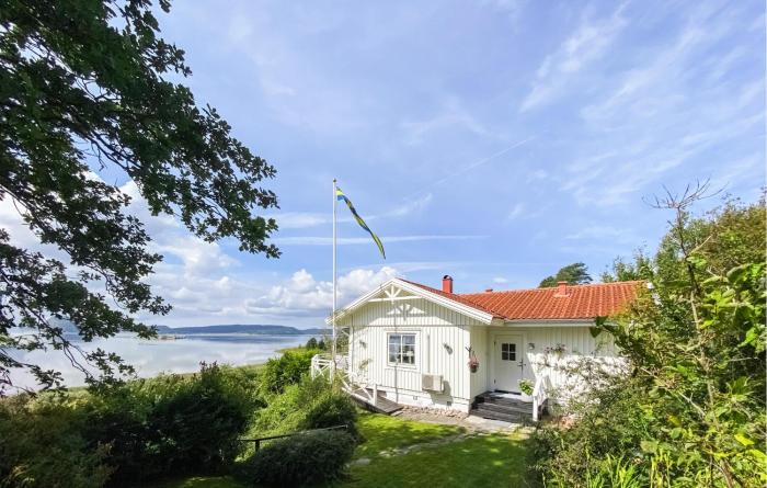 Beautiful Home In Uddevalla With Wifi