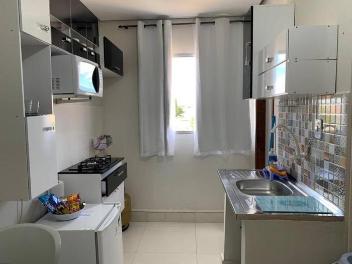 Kitnet 206 centro, com linda vista janela, tv smart