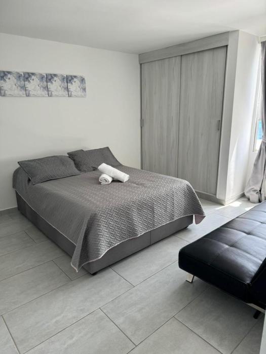 Hermoso Apartamento vista al mar El Laguito