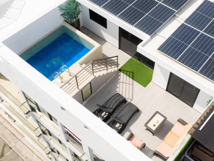 Edén en las alturas Apartamento con terraza y piscina privada