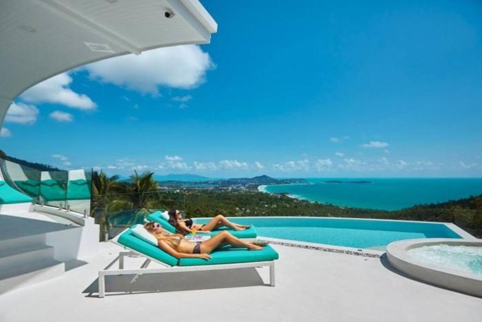 3 bedrooms sea-view jacuzzi in Chaweng Noi