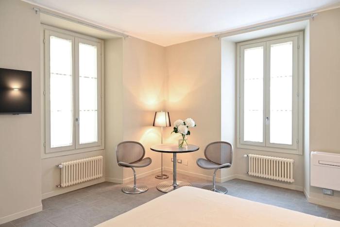 Borgovico48 Your Quiet Stay Close to Train Lake Center and Stadium