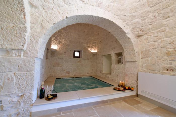 Lamarossa Trulli & Suites