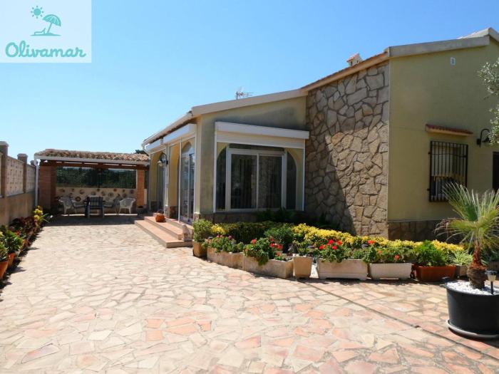 Chalet en primera línea de mar playa Rabdells