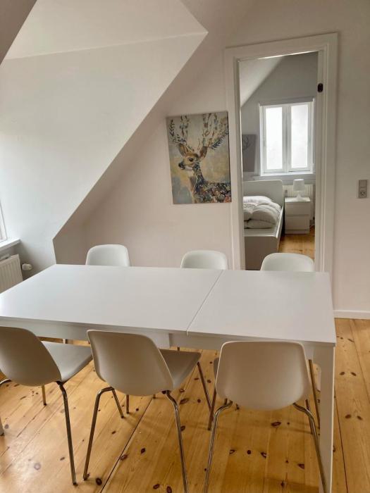 3 Bedroom Apartment In Frederikshavn City With Free Parking