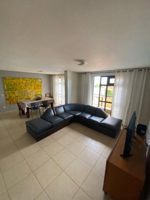 Ótimo apartamento na rua da praia do forte