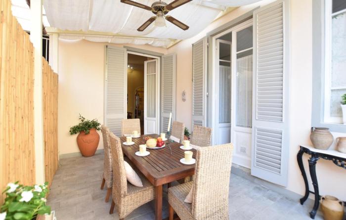3 Bedroom Gorgeous Home In Viareggio