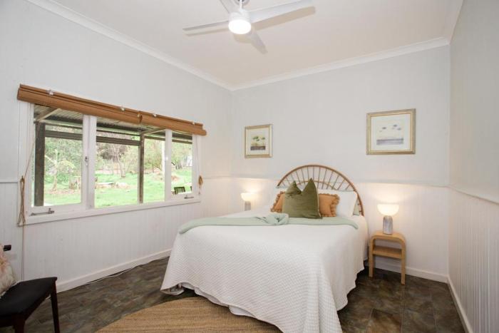 Rustic Hills Getaway