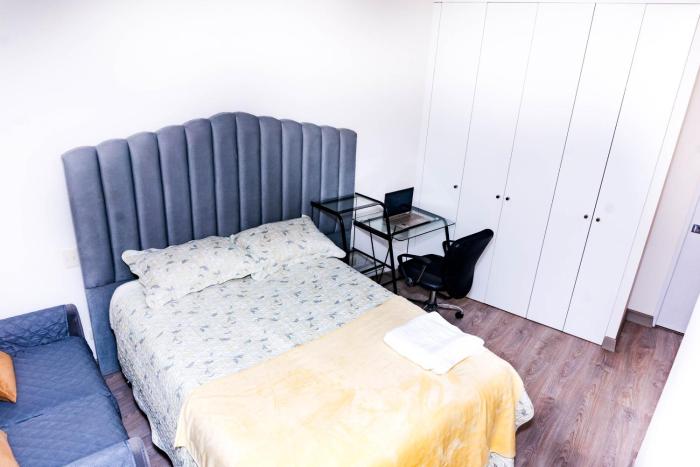 1 Habitación en Apto de 2 habitaciones en Centro Financiero San Isidro