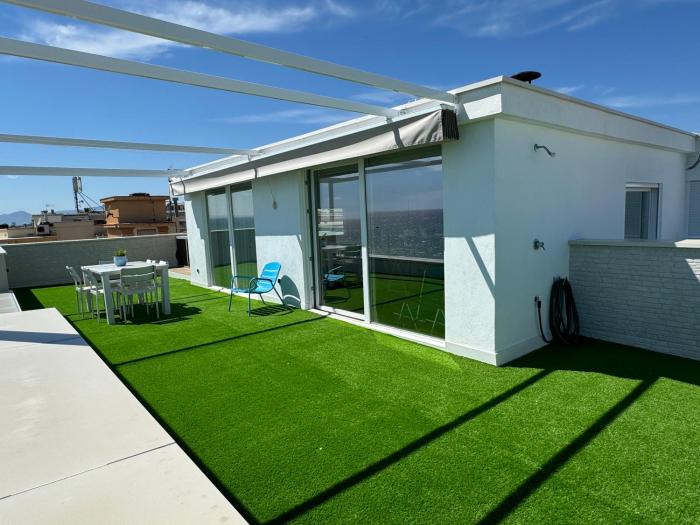 Fabulous front sea penthouse