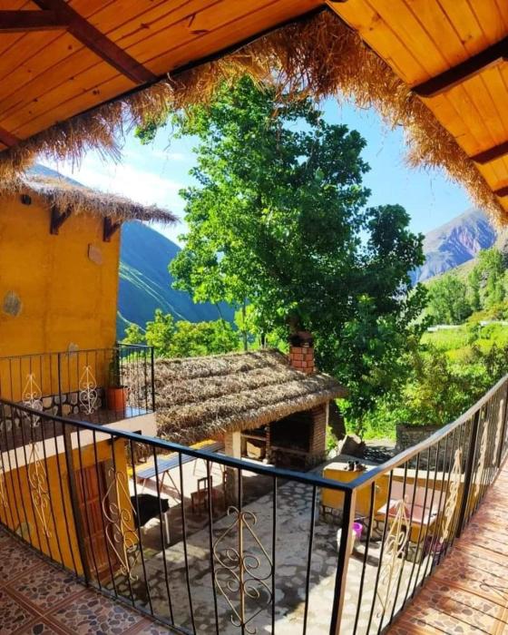 POSADITA LOS ALAMOS estamos en San Isidro a 8km pasando Iruya se hace caminando lea atentamente la descripción turismo aventura