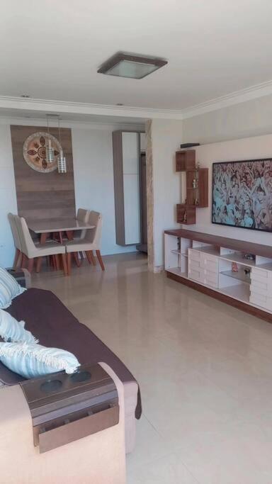 Apartamento próximo a praia e Orla de Atalaia