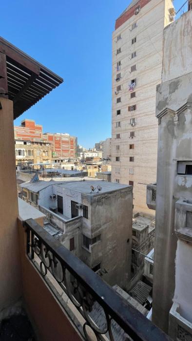 Coastal comfort near downtown