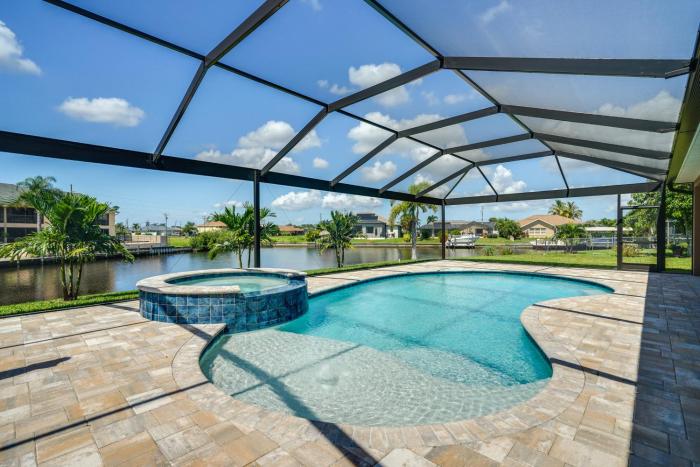 Cape Coral Villa Heated Pool and Gulf Access!