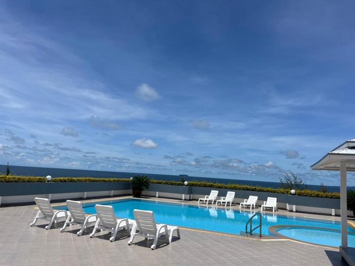 Avatara A62 Mae Phim, Rayong Pool on the roof