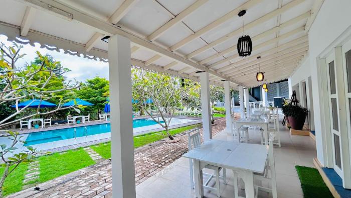 Canberra Holidays - Mirissa