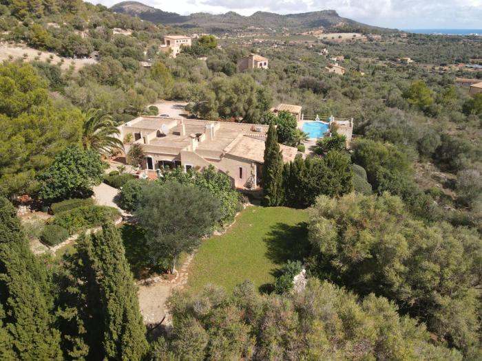 Finca Casa Rubi with Pool and ocean view