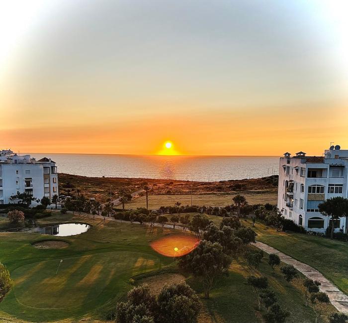 APPARTEMENT DELUXE A MARINA GOLF ASsILAH