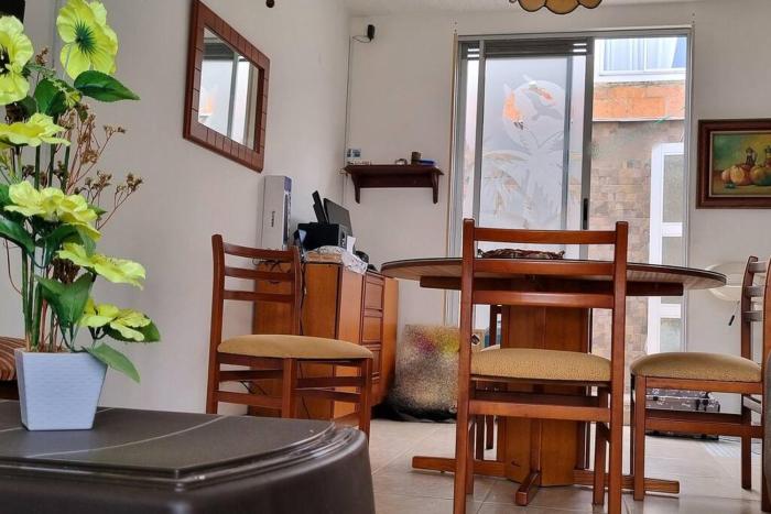 Casa de descanso en Anapoima en condominio cerrado - hasta 8 personas