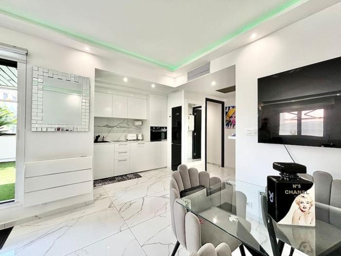 Gray DAlbion -2A8- 1 Chambre