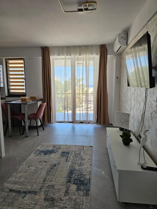 ZEN STUDIO SATURN Sea View