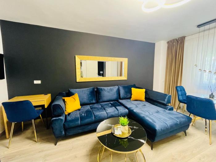 Metropole Apartments Central City