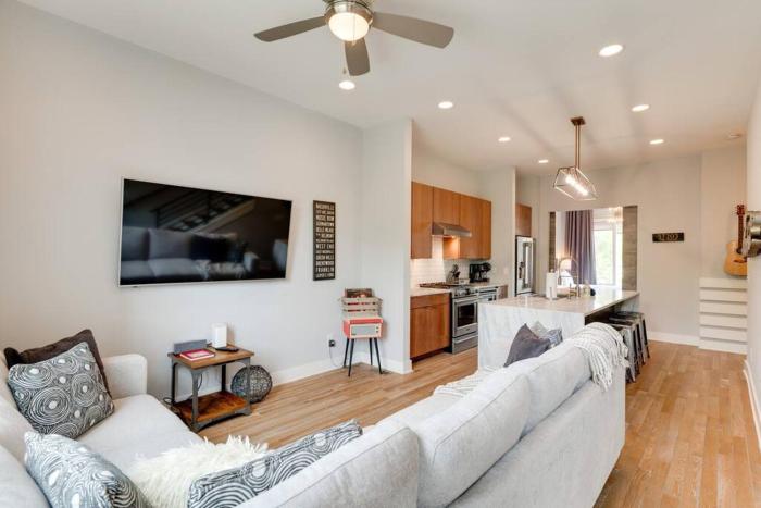 3BD -Rooftop Escape- Steps from The Gulch Fun