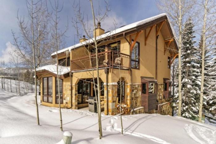 Premier Ski In, Ski Out 3 Bedroom Colorado Vacation Rental Steps From The Ski Slopes With Hot Tub And Pool