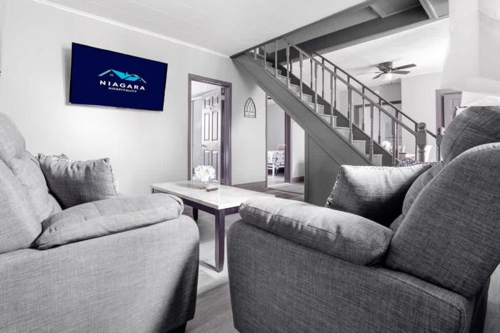 Comfortable 5BR 2BA near the falls