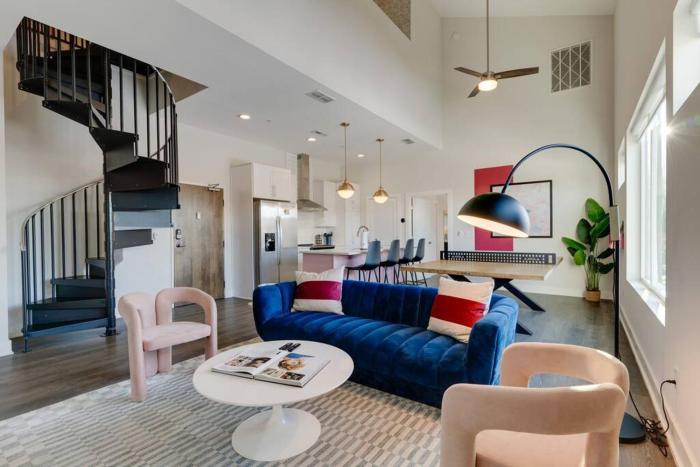 West End 4 Bd,4Bath Walk to Bars-Close to Broadway