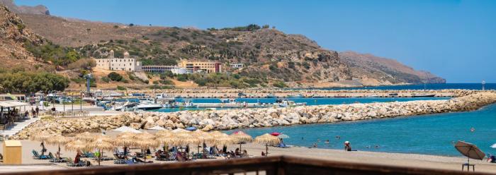 Ekati Seaside Living