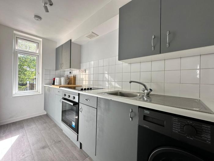 Cosy 2 bedroom Flat in Manor House