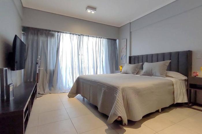 Technicolor Monoambiente con Balcon