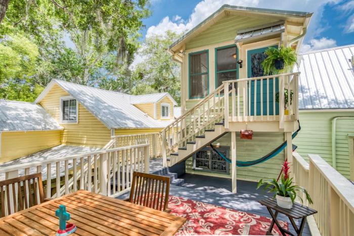 Historic District Charm, Convenience and Comfort