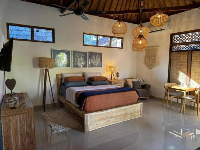 Indah puri Bali Bungalow on Candidasa beach