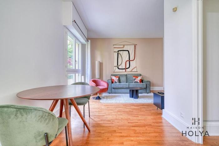 Le Flamboyant - En bordure de Paris - 340B