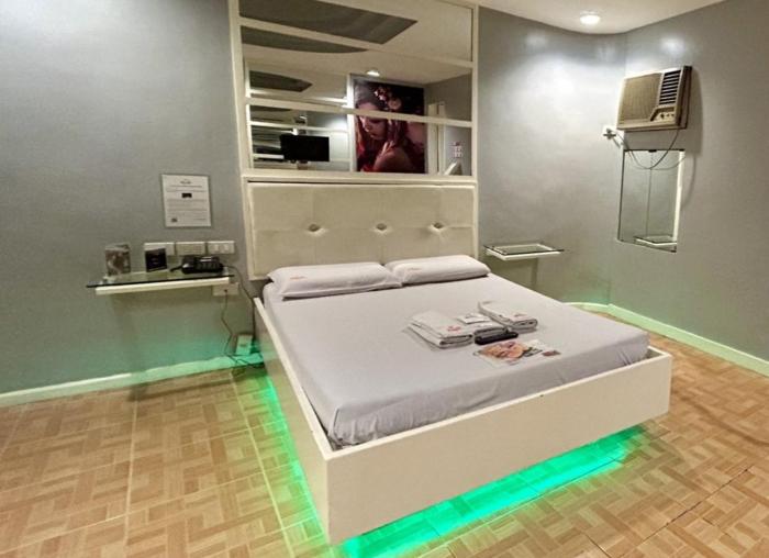 Town and Country Reposo