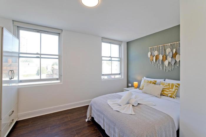 Imperial Corner House-Whitechapel Apartment