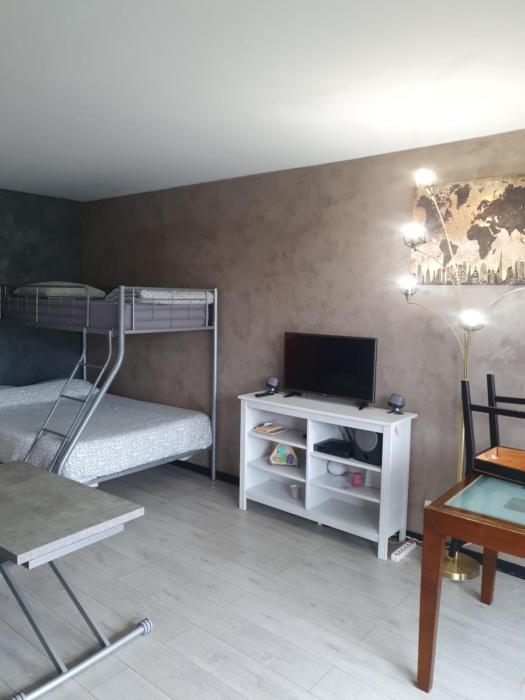 "Cosy & Modern" Logement avec parking privé et proche métro Paris !