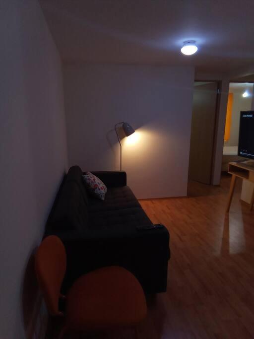 Depto muy cerca del Aeropuerto T1