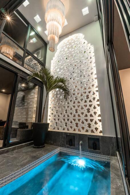 Luxury Villa, Beach Club - Jungle View - Sahara Bleu