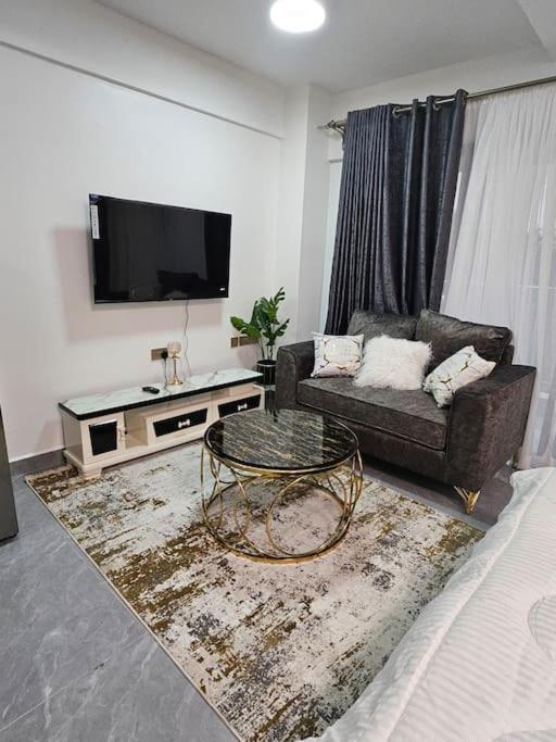 Gorgeous studio in kileleshwa with a pool and a gym