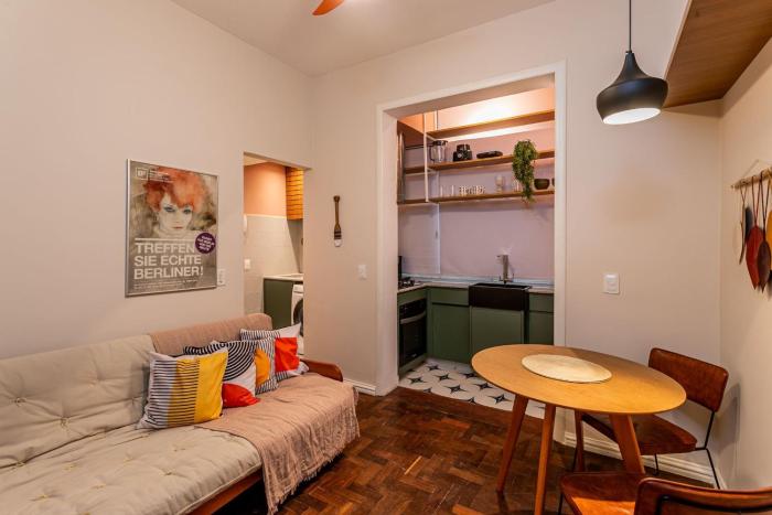 Moderno Quarto & Sala em Copacabana | GAP 14303