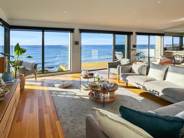 Ava - Luxe Oceanfront Beach House
