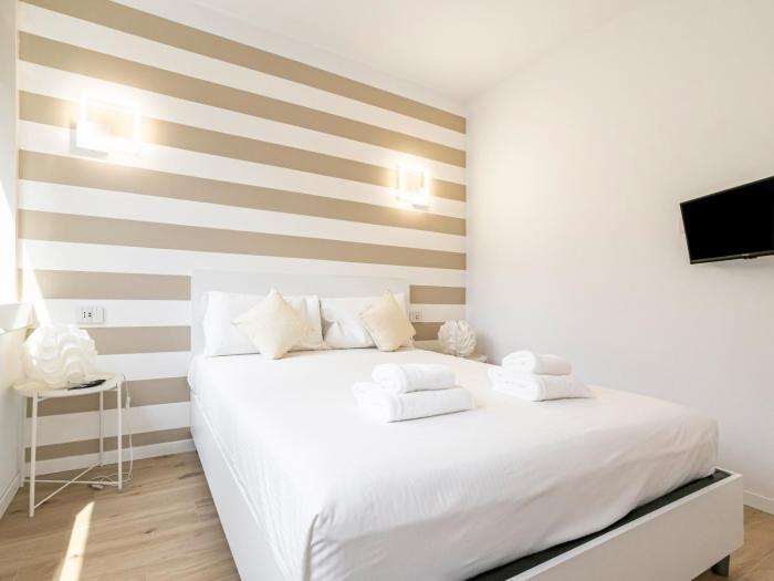 Charming Apartment 230m from Isola M5