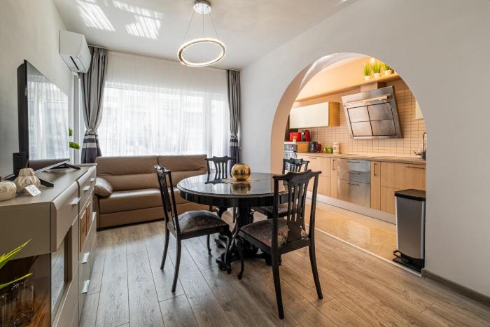 Black Sea Spacious 3BR Apartment by Flat Manаger