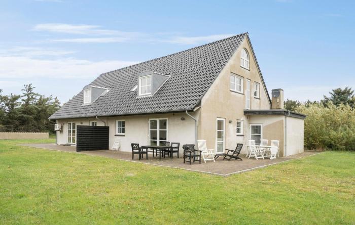 Lovely Home In Harboøre With Wifi